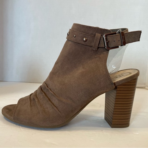 Circus By Sam Edelman Crunched Faux Suede Peep Toe Block Heel Booties Size 9 1/2 - Picture 4 of 10